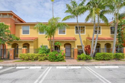 107 Monterey Bay Dr, Boynton Beach, FL 33426-8438