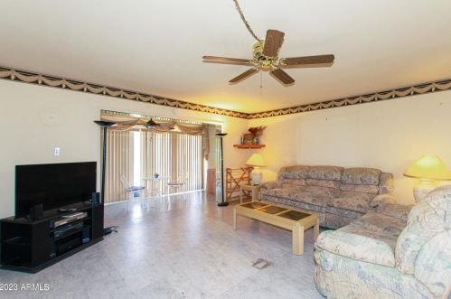 10801 Fairway Ct, Sun City, AZ 85351-4111