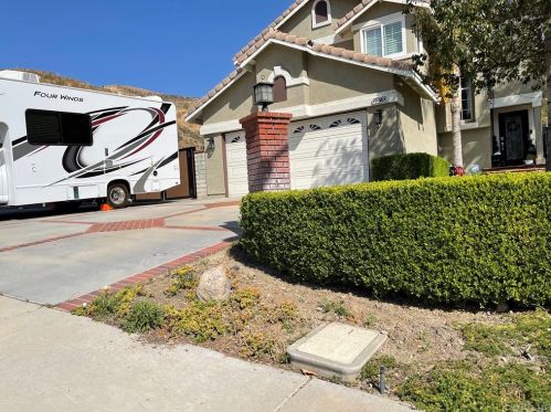 29770 Grandcanyon Rd, Santa Clarita, CA 91387-5918