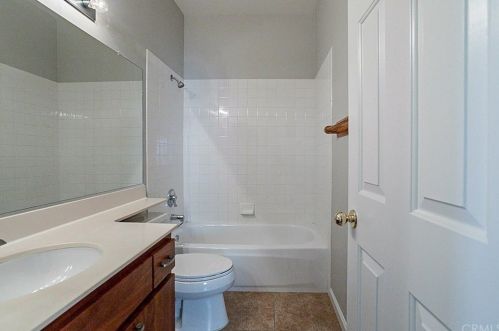 45033 Corte Valle, Temecula CA 92592-1094 exterior