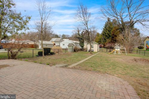 221 Nichols St, Dauberville PA  19533-9525 exterior