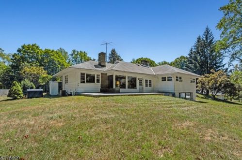 304 Jacksonville Rd, Lincoln Park NJ  07035-1515 exterior