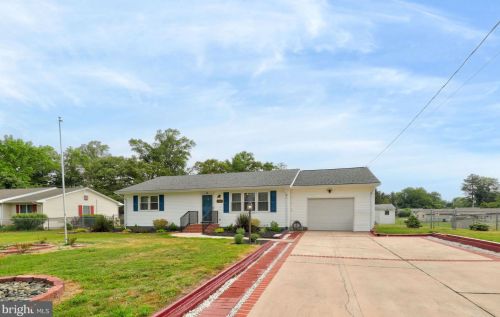 13 Donovan Dr, Slaughter Beach, DE 19963-1615
