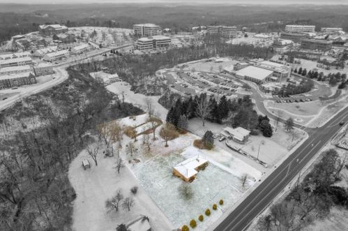 2557 Nicholson Rd, Sewickley PA  15143-8502 exterior