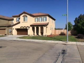 6924 Simpson Ave, Fresno, CA 93727-1447