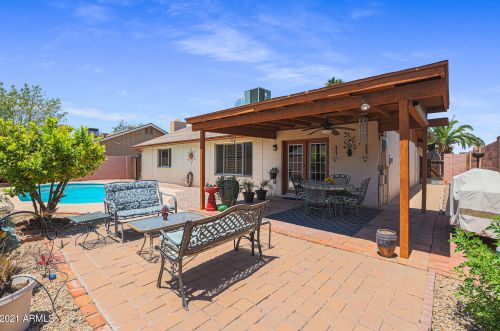 2745 Aldine St, Phoenix, AZ 85032-7057