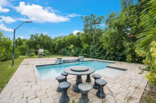 3120 68 St, Naples FL 34105-7225 exterior