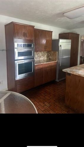 2401 Little Creek Dr, Richardson TX  75080-2512 exterior