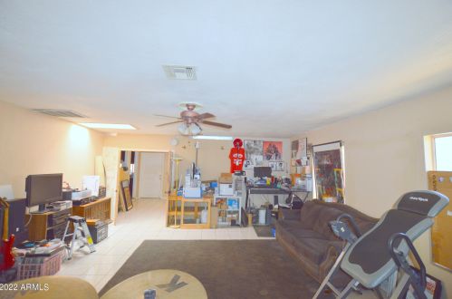 551 Emelita Ave, Mesa AZ 85208-2826 exterior