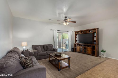 776 Trellis Rd, San Tan Valley AZ  85140-6611 exterior