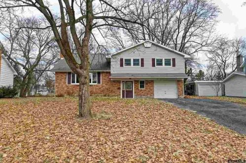 7 Crestwood Dr, Schenectady, NY 12306-3333