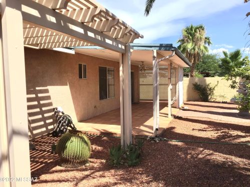 8756 Eagle Creek Dr, Tucson AZ  85730-5709 exterior