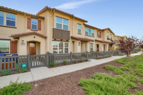 18083 Monterey Rd, Morgan Hill, CA 95037