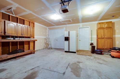 2047 River Birch Dr, Amelia OH  45102-2320 exterior