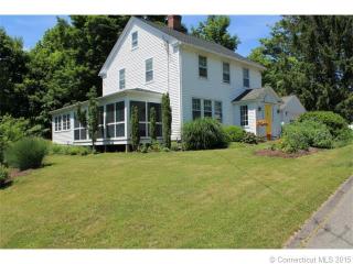 50 Woodruff Ln, Litchfield, CT 06759-3512