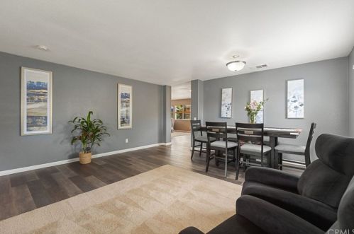 45008 Starina St, Lake Elsinore CA  92532-1515 exterior