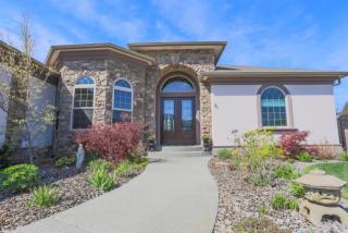 781 Meadows Dr, Richland, WA 99352-8840