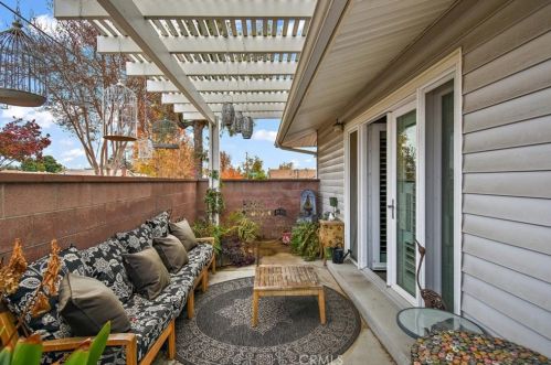 802 J St, Ontario CA  91762-2233 exterior