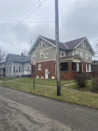 324 Bellefontaine Ave, Marion, OH 43302-4902