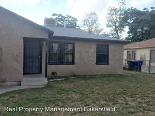 401 Belmont Ave, Bakersfield CA  93308-4207 exterior