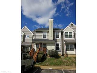 406 Rivers Ridge Cir, Newport News VA  23608-1067 exterior