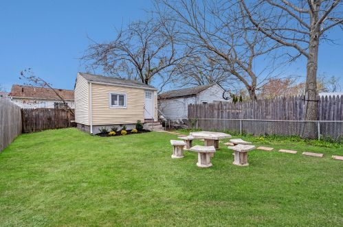 241 Bray Ave, Middletown NJ  07748-5432 exterior