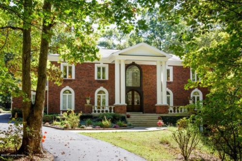 611 Flat Rock Rd, Louisville, KY 40245-4307
