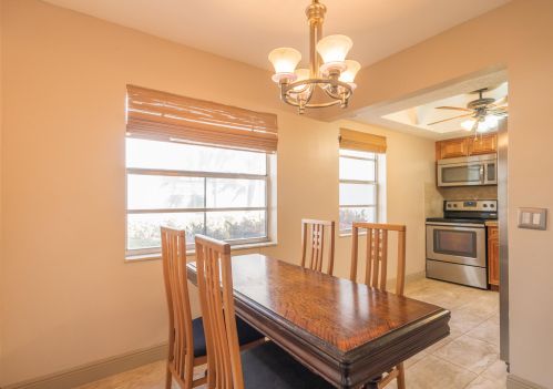 108 Flanders C, Delray Beach FL  33484-5219 exterior