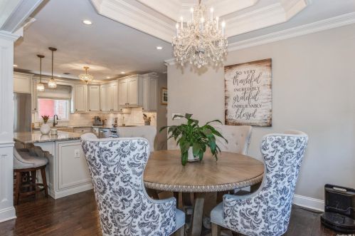 32 Adams St, Floral Park NY  11001-2810 exterior