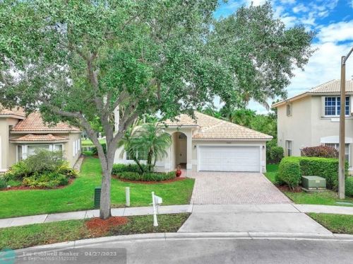 16789 13th Ct, Hollywood, FL 33028-1905