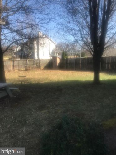 35 Clifford Ct, Harpers Ferry WV  25425-3102 exterior