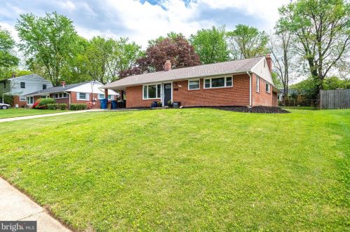 8107 Bullock Ln, Springfield VA  22151-1810 exterior