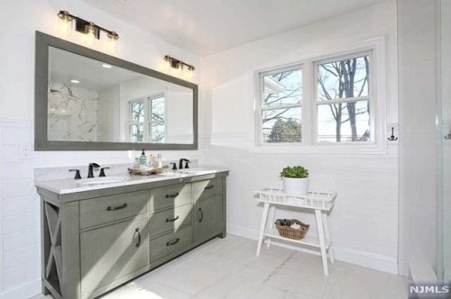 38 Radburn Rd, Ridgewood NJ  07452-3417 exterior
