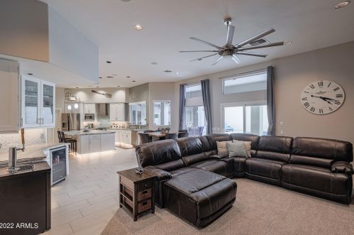 4753 Fallen Leaf Ln, Glendale AZ  85310-3006 exterior