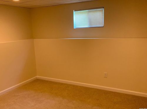 123 Thunder Rd, Holbrook NY  11741-4427 exterior