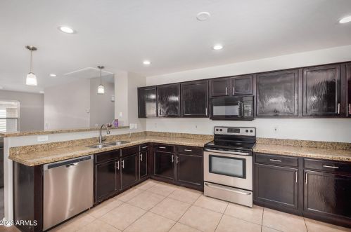 42238 Venture Rd, Maricopa AZ  85138-1599 exterior