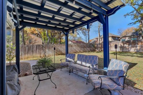 2300 Timberglen Dr, Lewisville TX  75028-1916 exterior