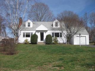 32 Gorham Pl, Bridgeport, CT 06611-4703