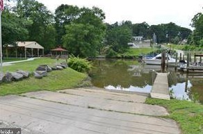 10519 Amity St, Lorton VA  22079-3516 exterior