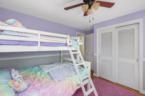 32 Rolling Acres Dr, Cumberland RI  02864-2614 exterior