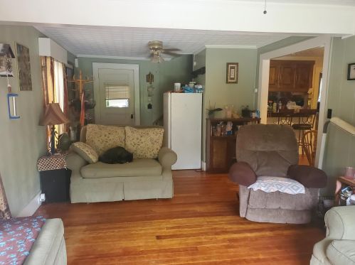 18 Chase Pl, Keene NH  03431-2702 exterior