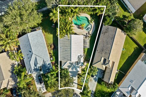 3905 Sea Grape Cir, Delray Beach, FL 33445-3524