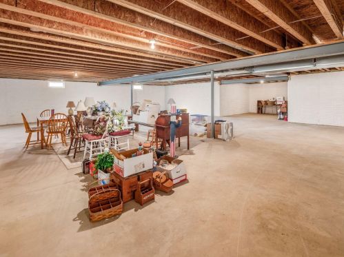 4933 Haughn Rd, Darbydale OH  43123-8221 exterior