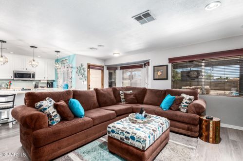 18225 42nd Ave, Glendale, AZ 85308-1722