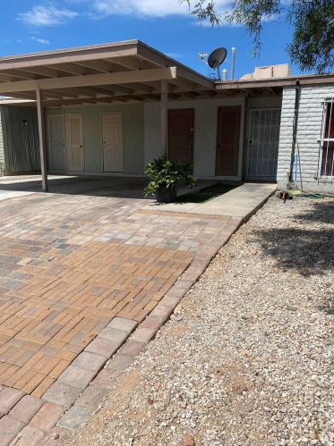 959 Wedwick St, Tucson, AZ 85706-3137