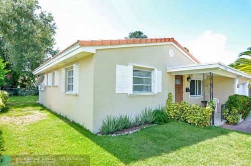 2410 57th Ter, Hollywood, FL 33021-3218