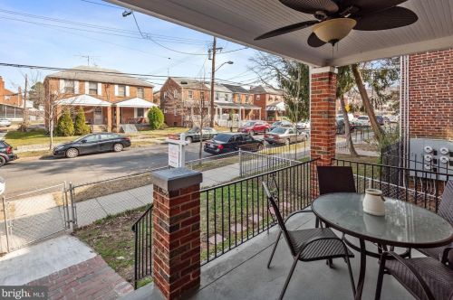 1805 18th St, Washington, DC 20020-4614