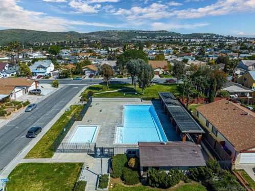 11225 Westonhill Dr, San Diego CA  92126-1447 exterior