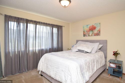 194 Shetland Ln, Lino Lakes MN  55014-5516 exterior