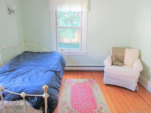 21 Berkeley Ave, United States Coast Guard Ac CT  06320-5311 exterior